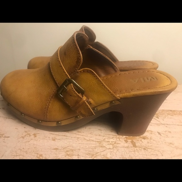 MIA Clogs Platform Studs Boho Shoes Mules Brown Women’s Size 8 Anitra Vintage - Picture 1 of 5